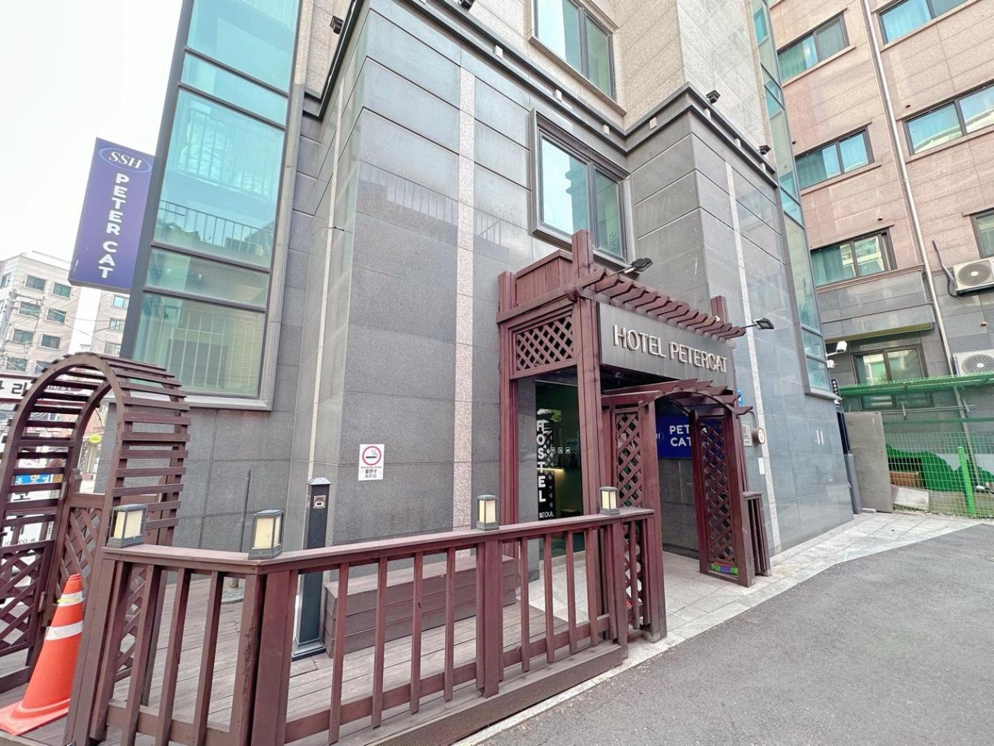 Ssh Ikseon Peter Cat Hostel 首爾 外观 照片